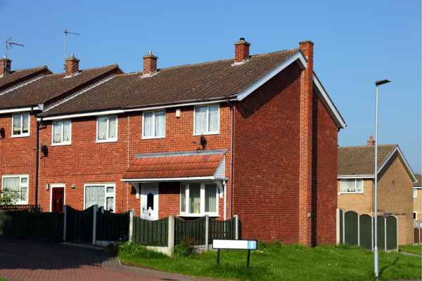 Can I Alter The Party Wall Surveyor? - A Crucial Guide From Faulkner Surveyors 3 Do you want to change the party wall surveyor you are using? Get the best results from Faulkners Guildford NOW!