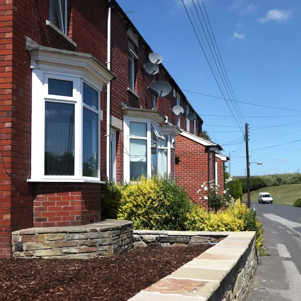Can a Neighbour Remove Survey Stakes? 3 Min Critical Guide to Avoid Legal Issues 2 Faulkner Party Wall Surveyors Guildford : Can My Neighbour Remove Survey Skates