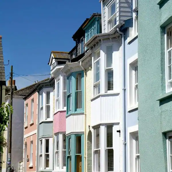 Scenarios 3 image of UK home - Faulkners scenarios Guildford